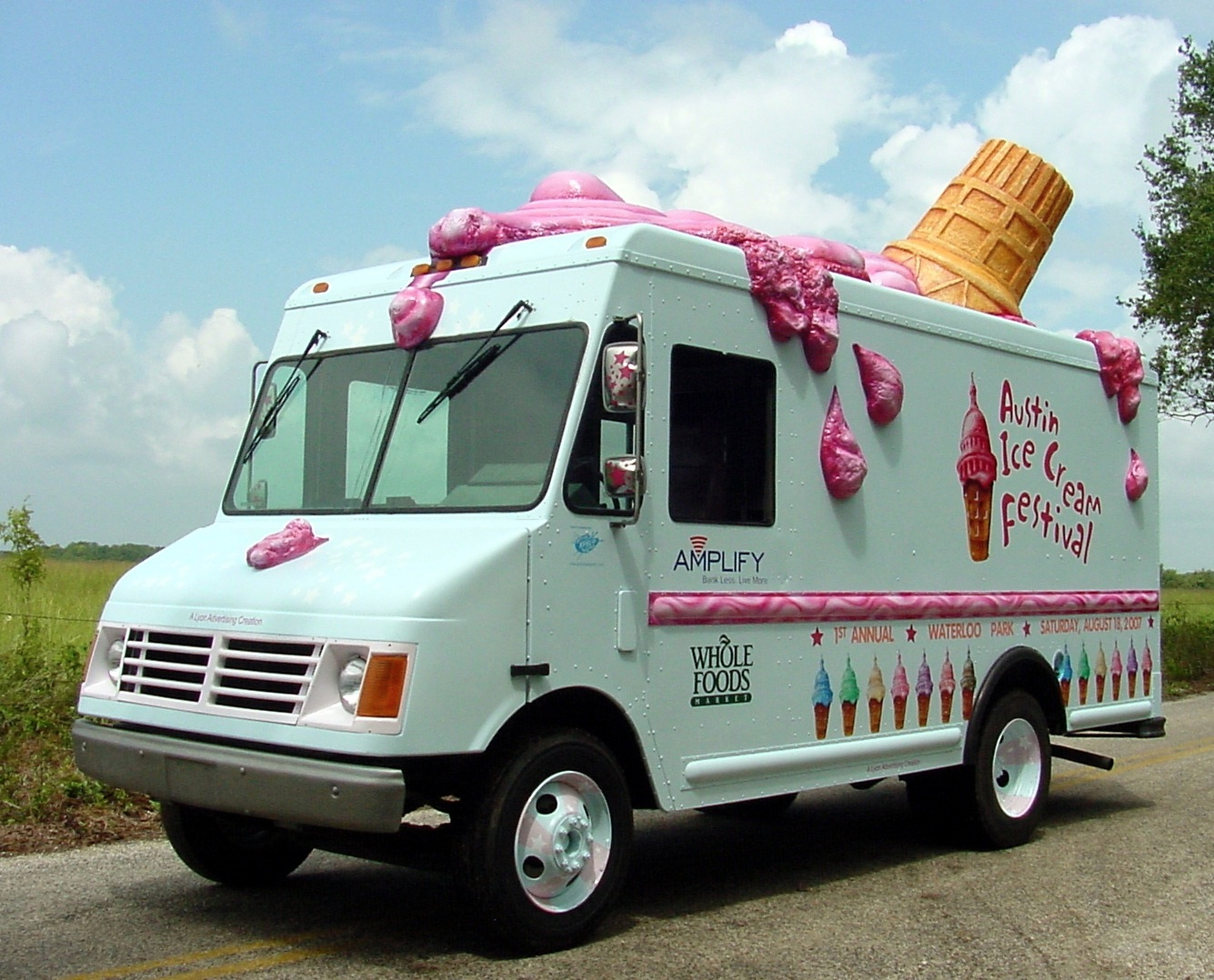 Ice cream outlet truck tracking